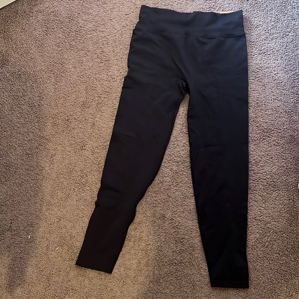 Pink active leggings